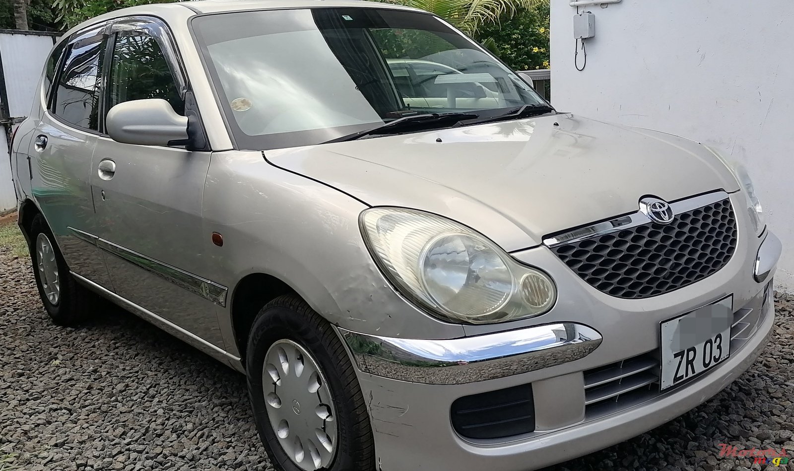 2003' Toyota photo #4