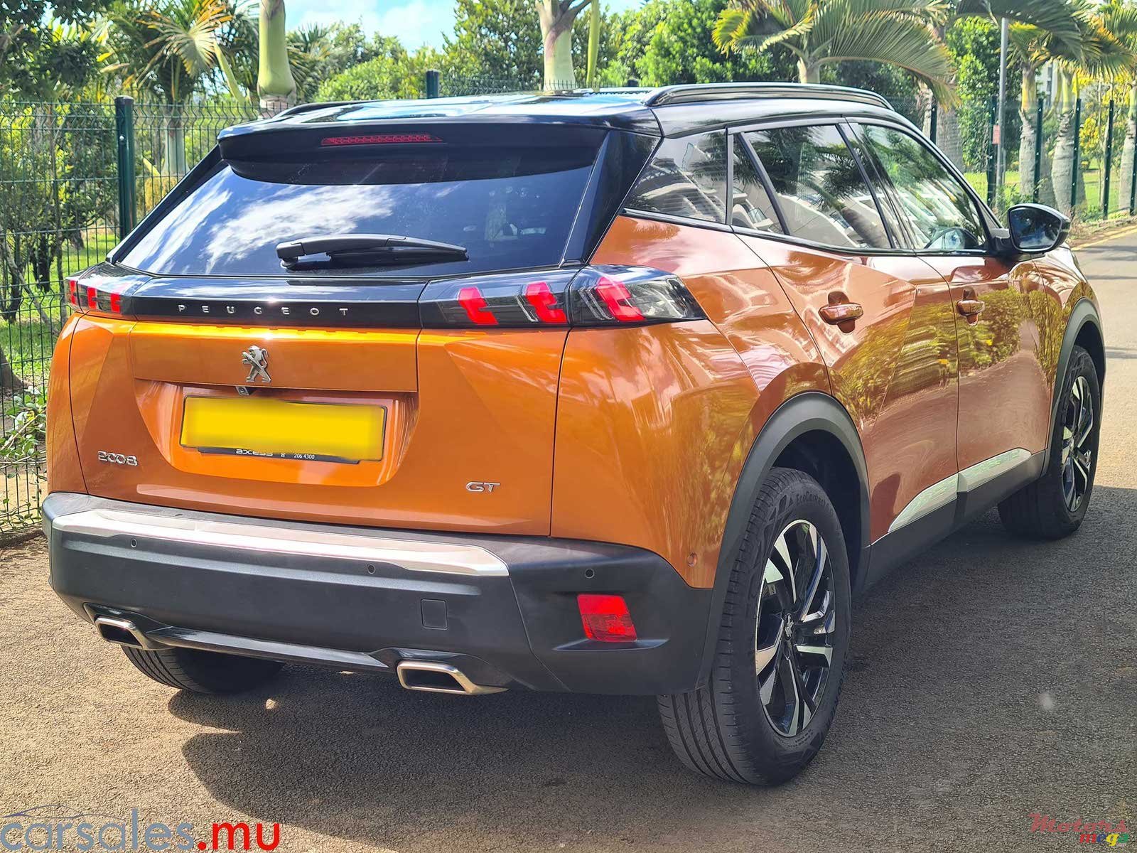 2023' Peugeot 2008 GT Line 1.2 Puretech photo #4