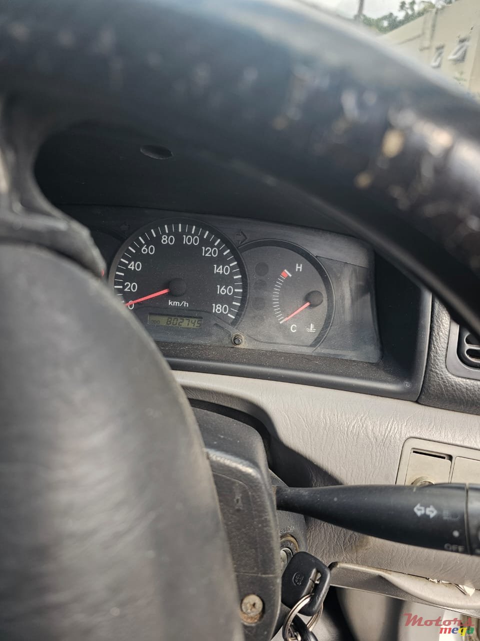 2002' Toyota Corolla Nze photo #3