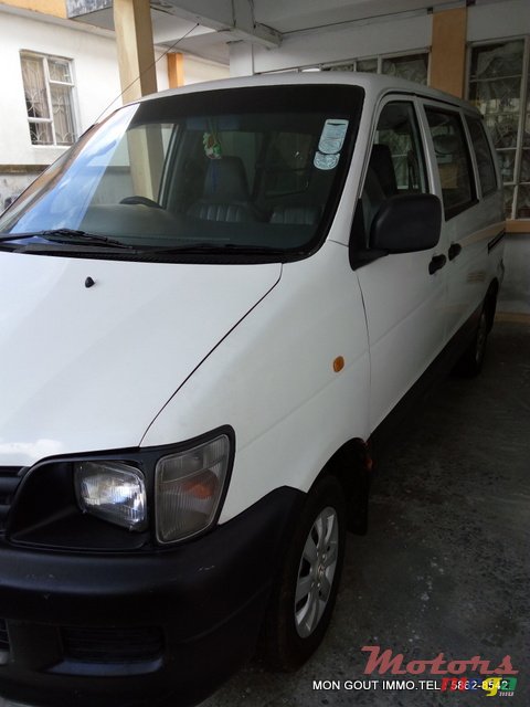 1998' Toyota Townace photo #2