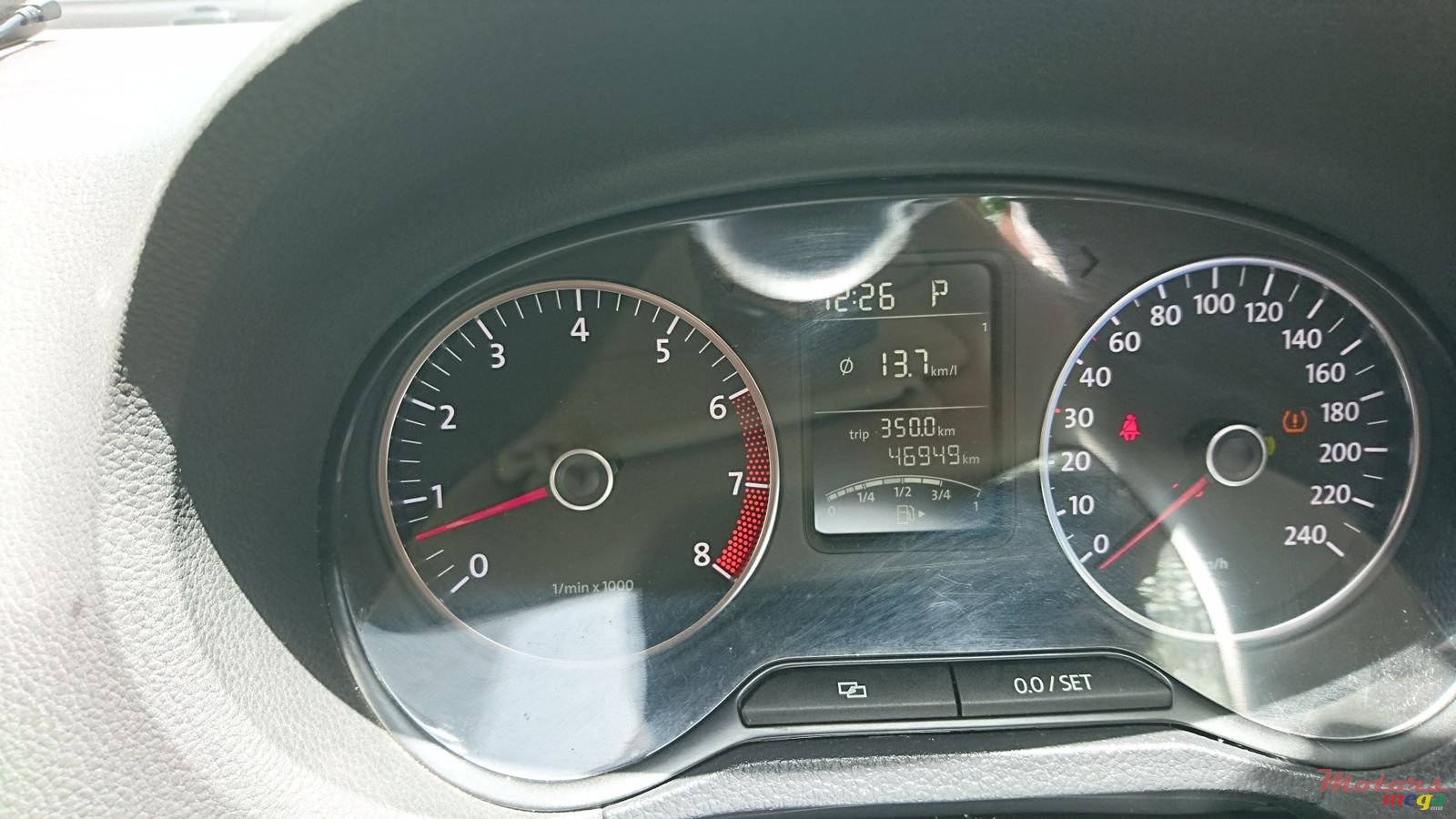 2012' Volkswagen Polo 1.2 tsi photo #3