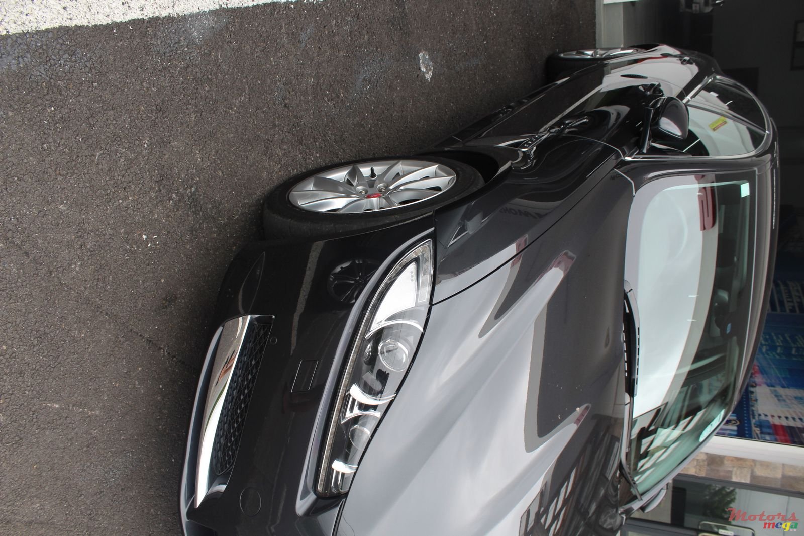 2014' Jaguar XF 2.0L photo #2