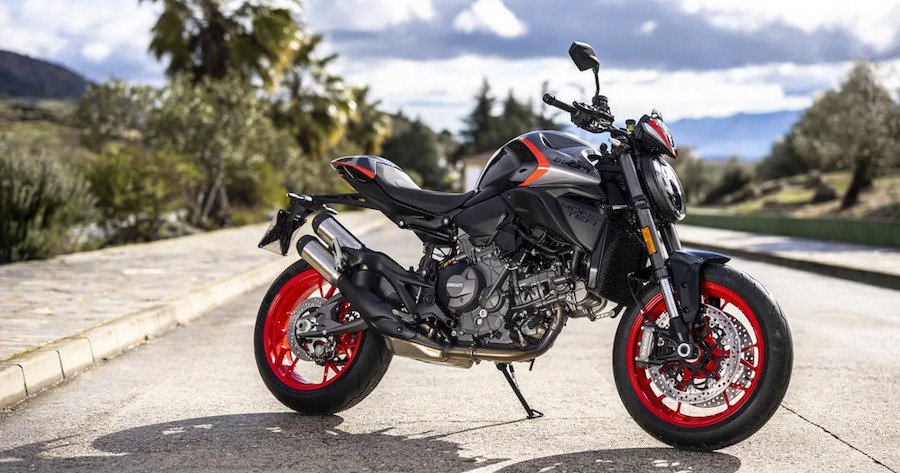 Ducati Monster V2