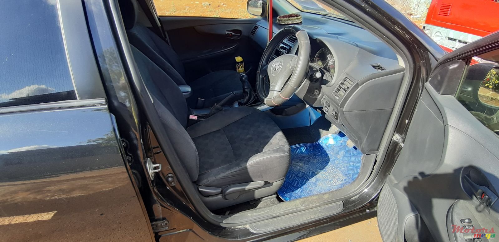 2007' Toyota Fielder photo #2