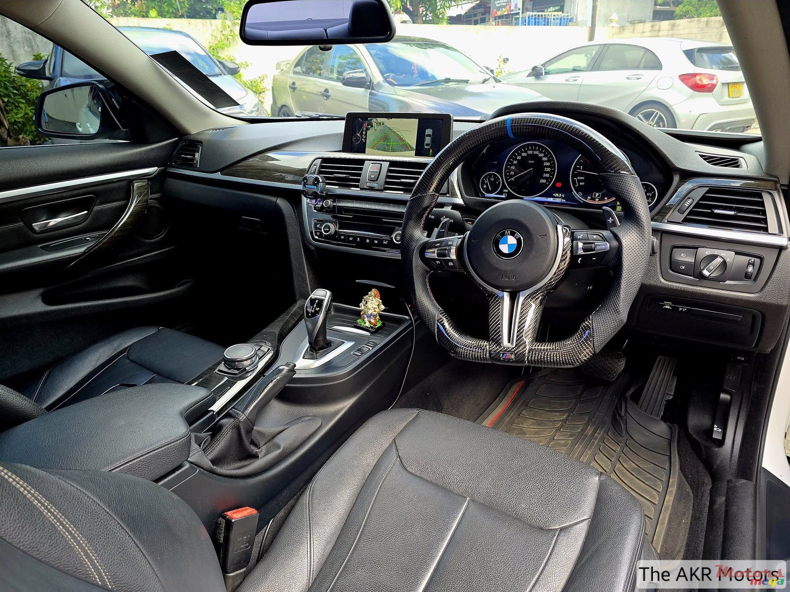 2015' BMW 420 M4 photo #6