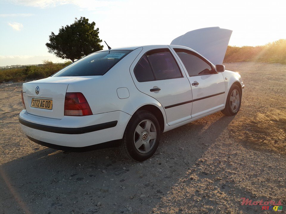 2000' Volkswagen Bora MK4 photo #6