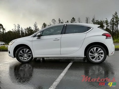 2014' Citroen DS4 1.6VTI photo #3