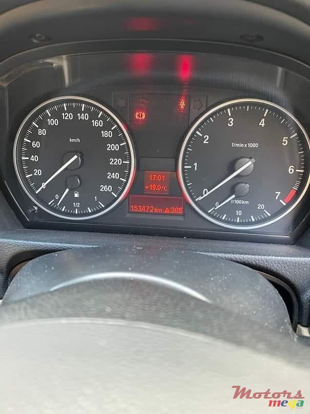 2011' BMW 316 photo #6