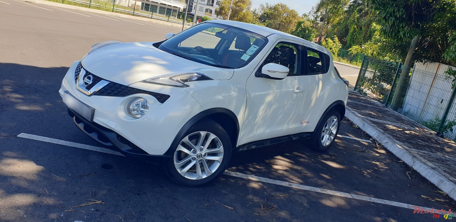 2015' Nissan Juke photo #2