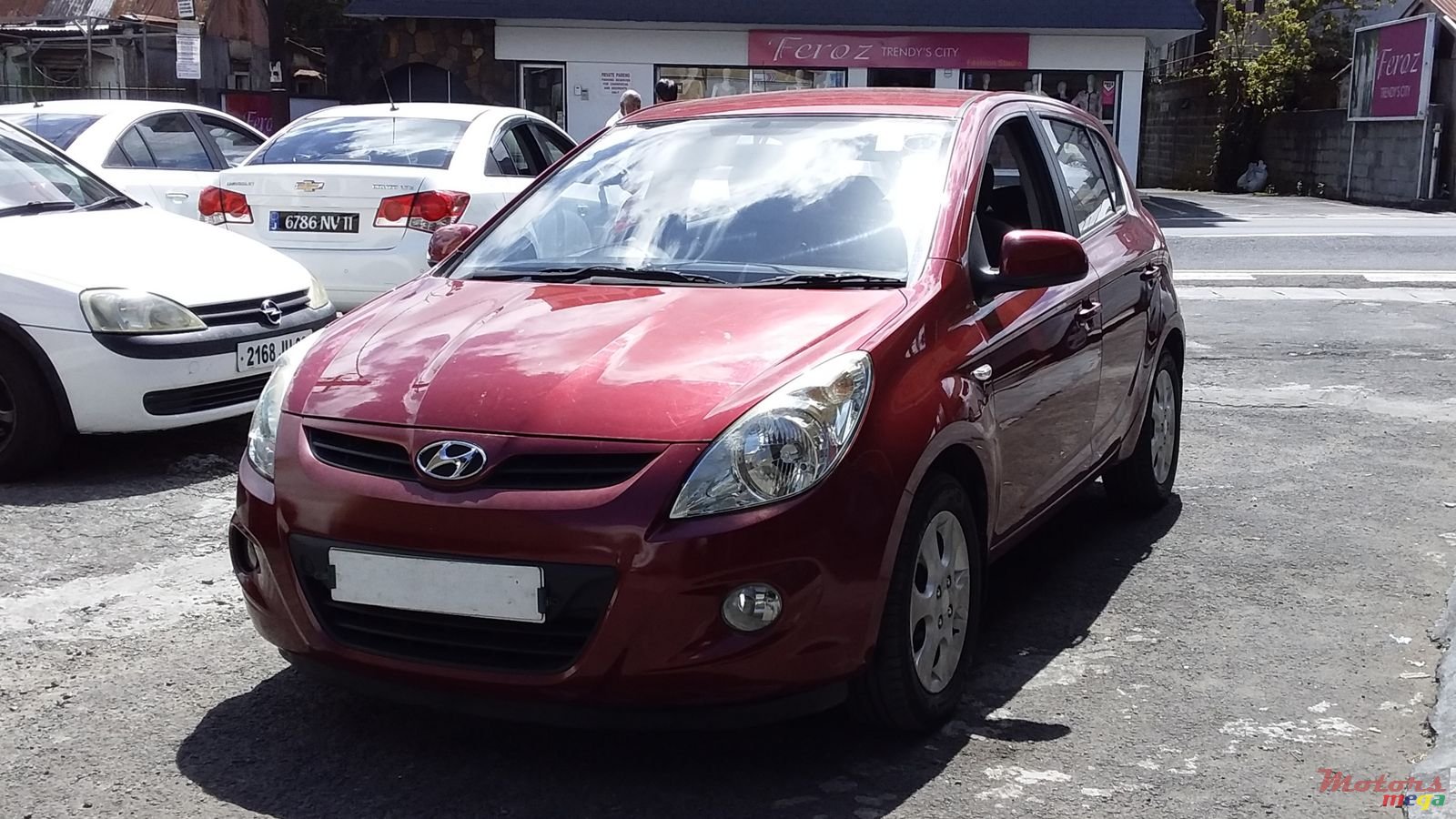 2010' Hyundai i20 photo #2