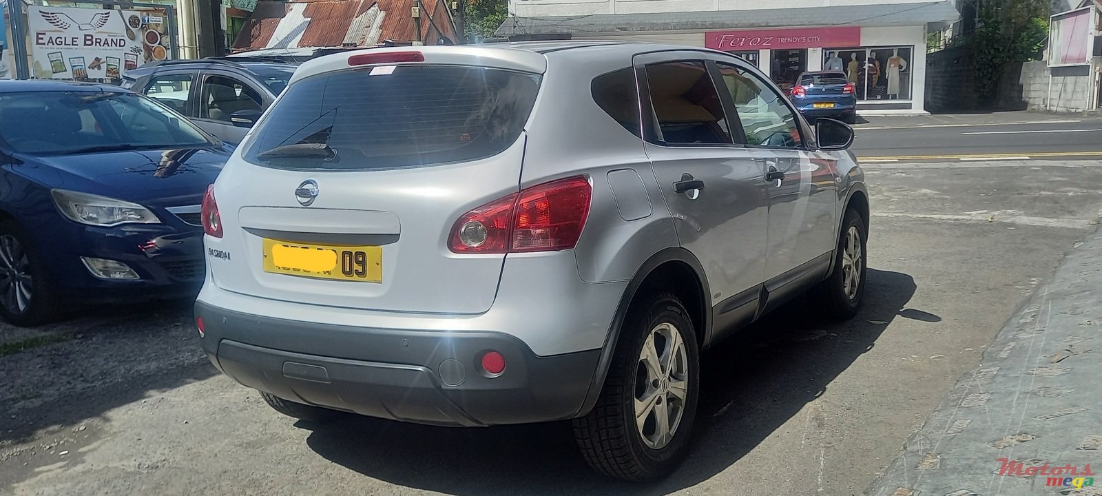 2009' Nissan Qashqai photo #5