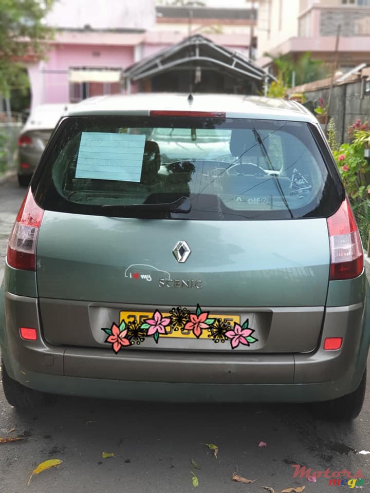 2005' Renault Scenic photo #5