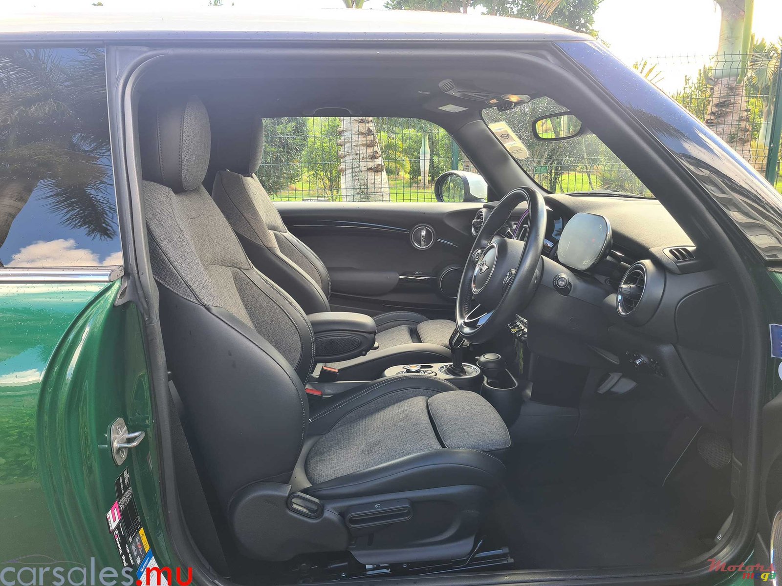 2020' MINI Cooper S SE Electric 135kW photo #5