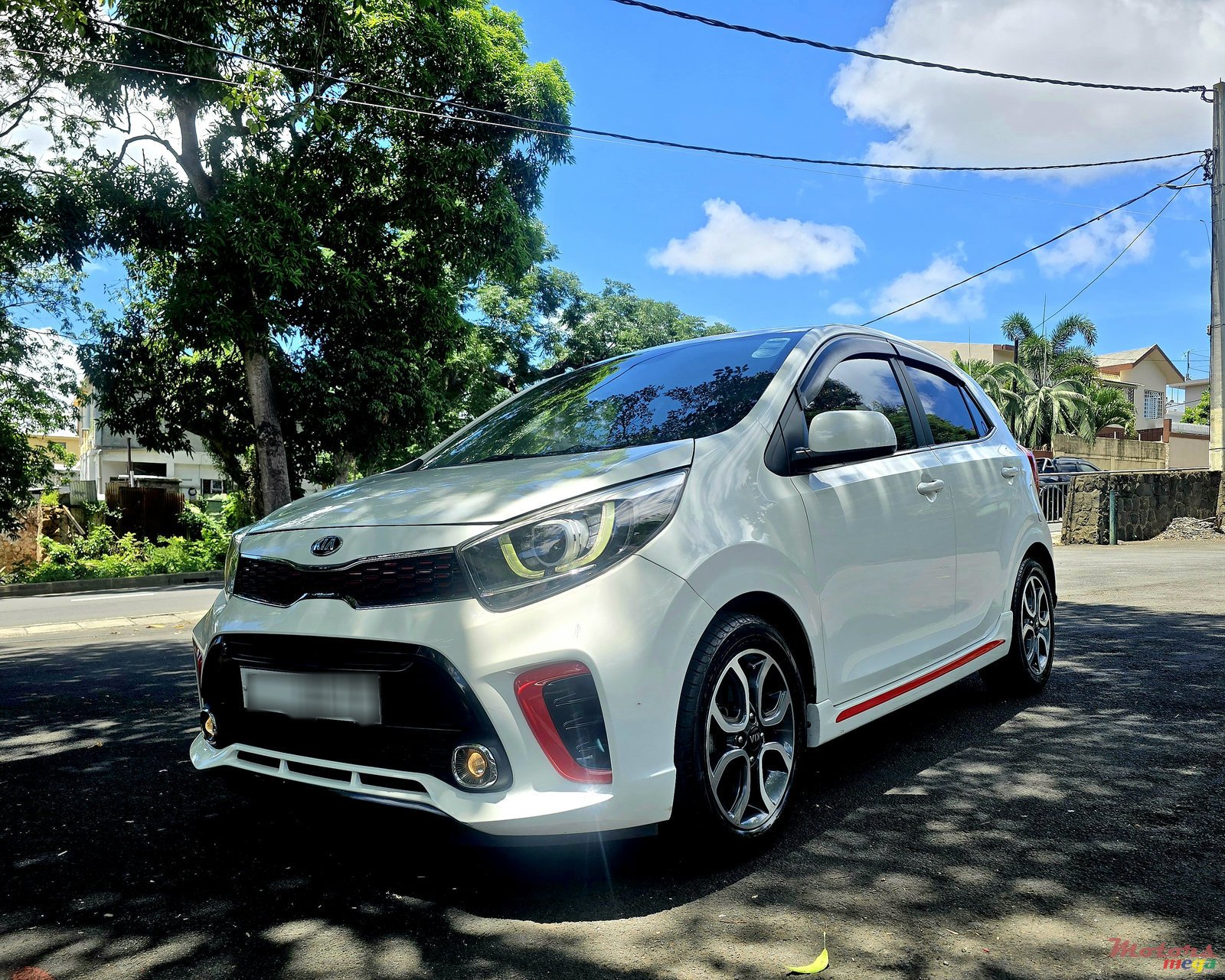 2017' Kia Picanto GT Line photo #1