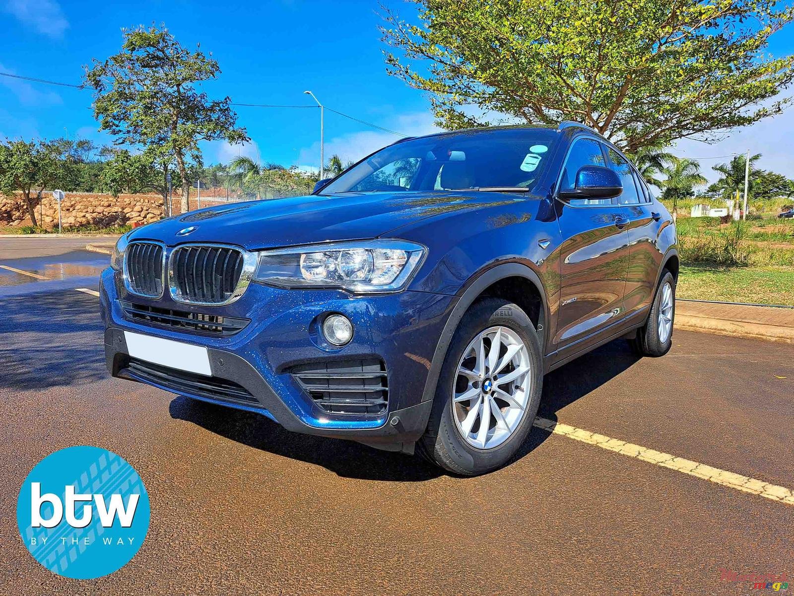 2017' BMW X4 photo #2