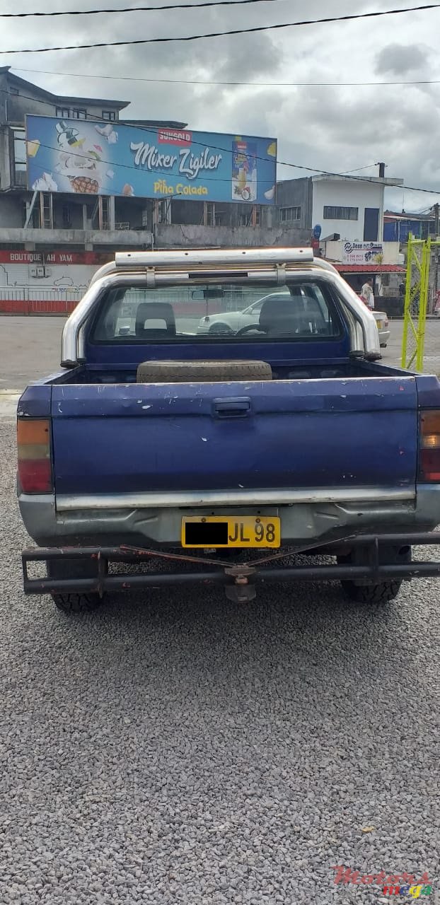 1998' Mitsubishi Starion photo #5