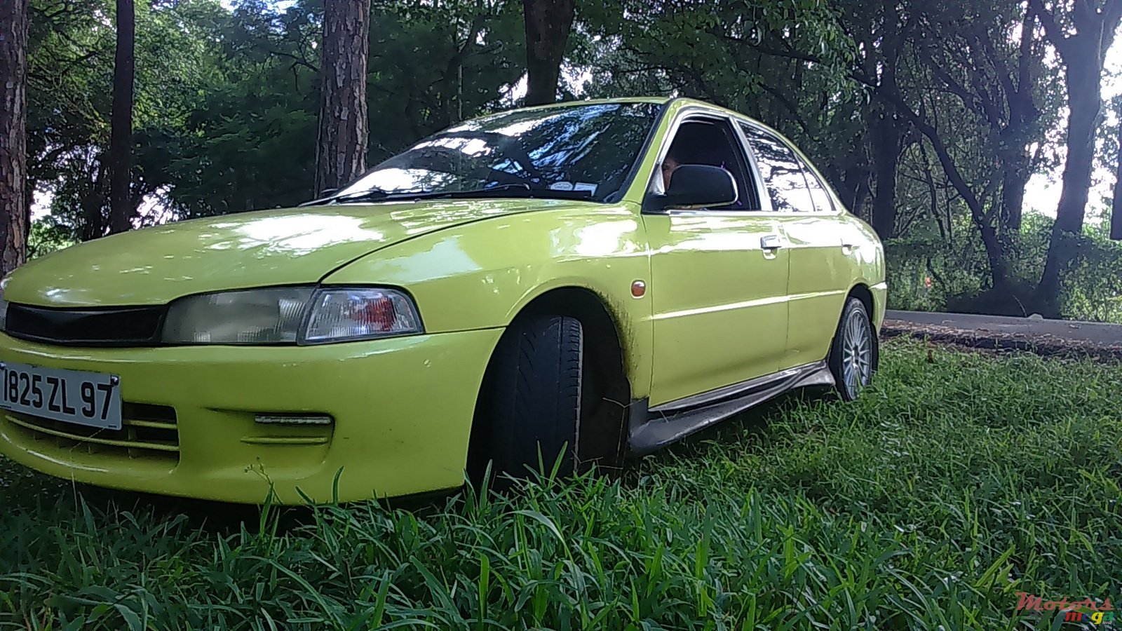 1997' Mitsubishi Lancer Light photo #1
