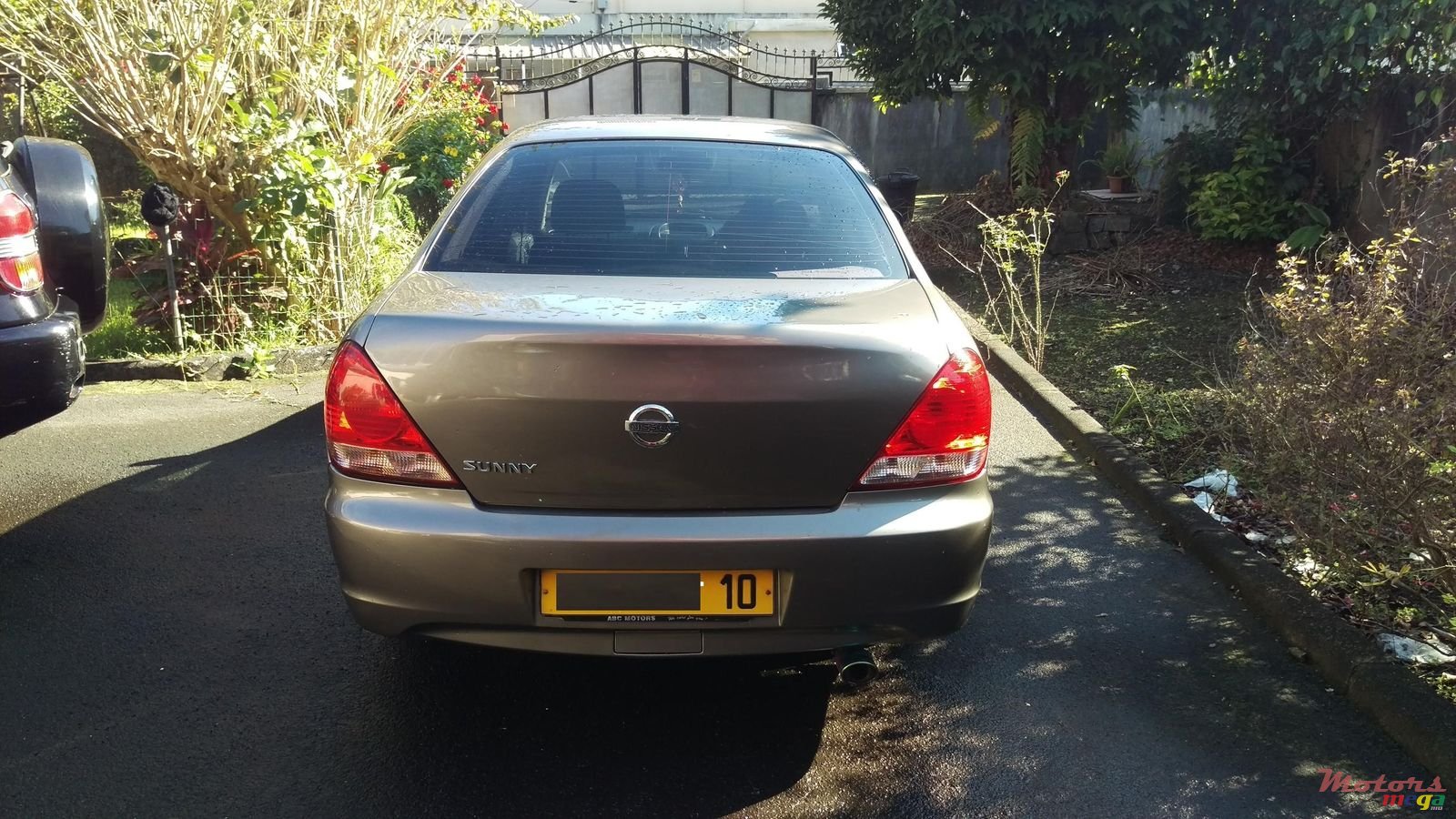 2010' Nissan Almera photo #2
