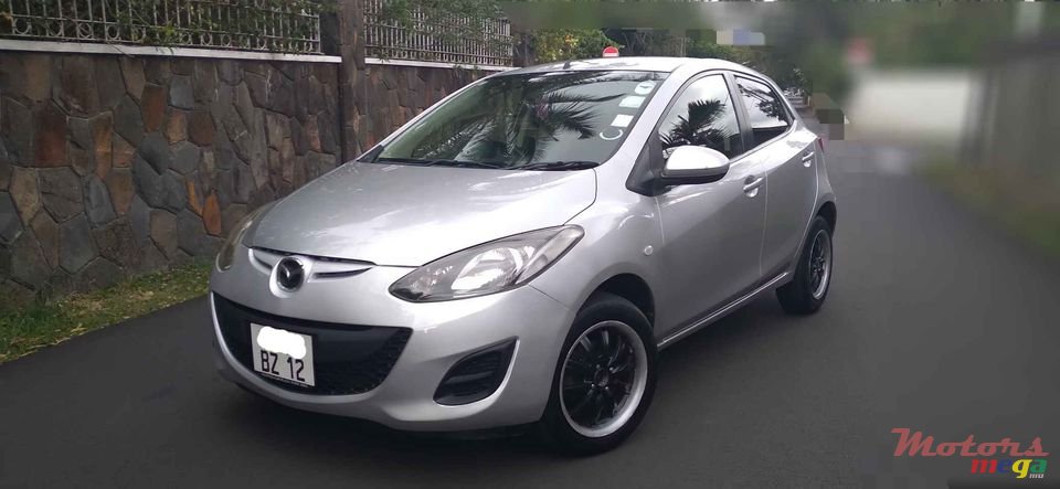 2012' Mazda Demio photo #2