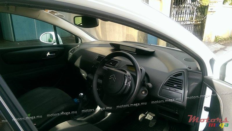 2005' Citroen C4 photo #5