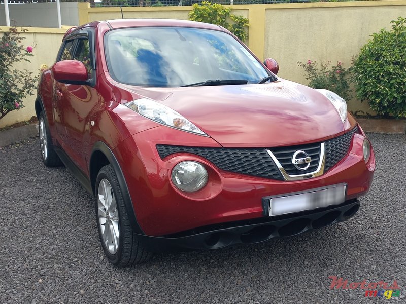 2015' Nissan Juke Automatic photo #5