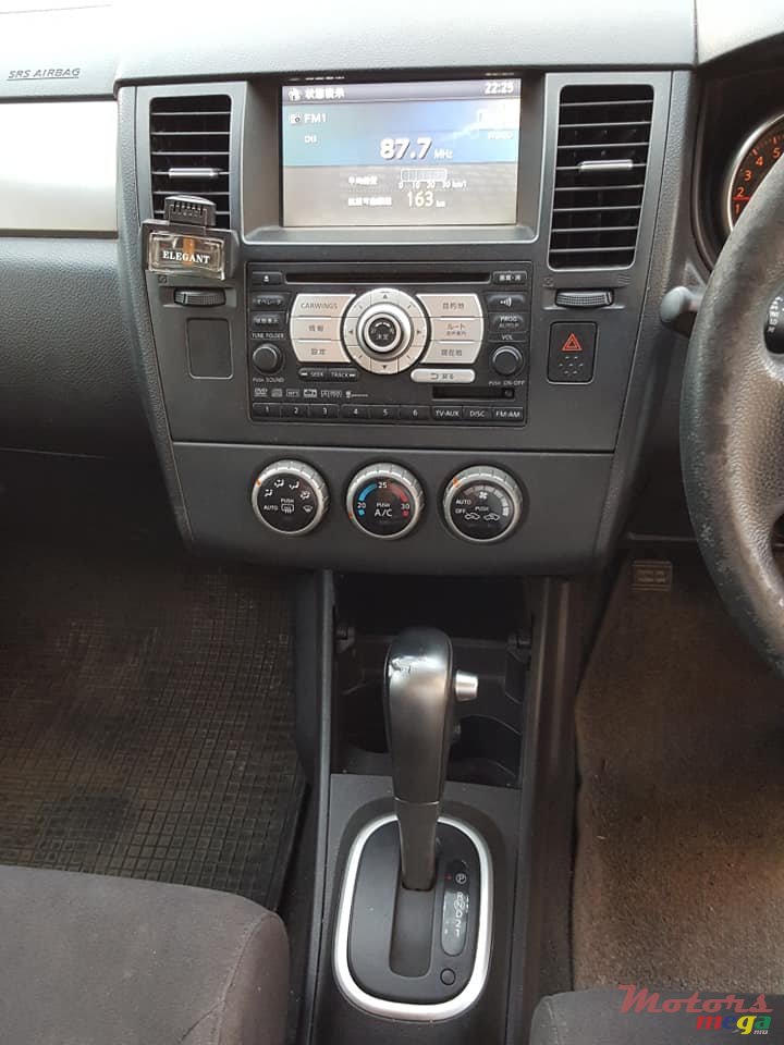 2007' Nissan Tiida photo #6