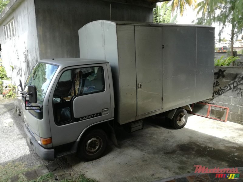 1999' Nissan CABSTAR photo #3