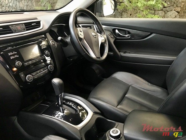 2016' Nissan X-Trail photo #1