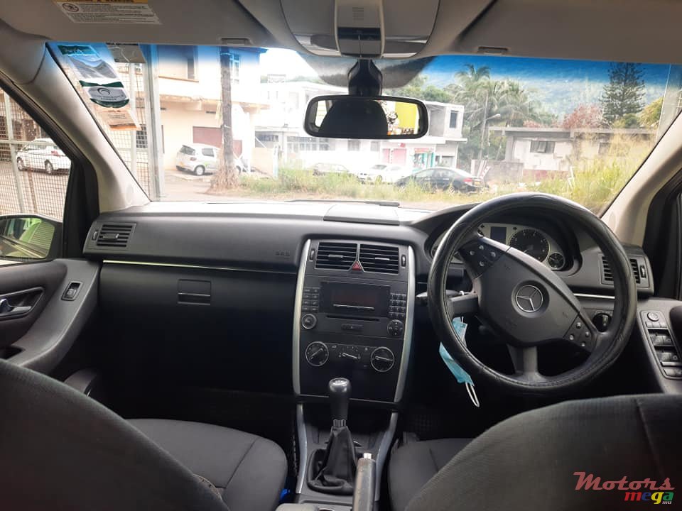 2008' Mercedes-Benz B 150 photo #6