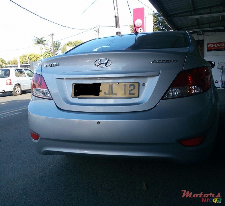 2012' Hyundai photo #3