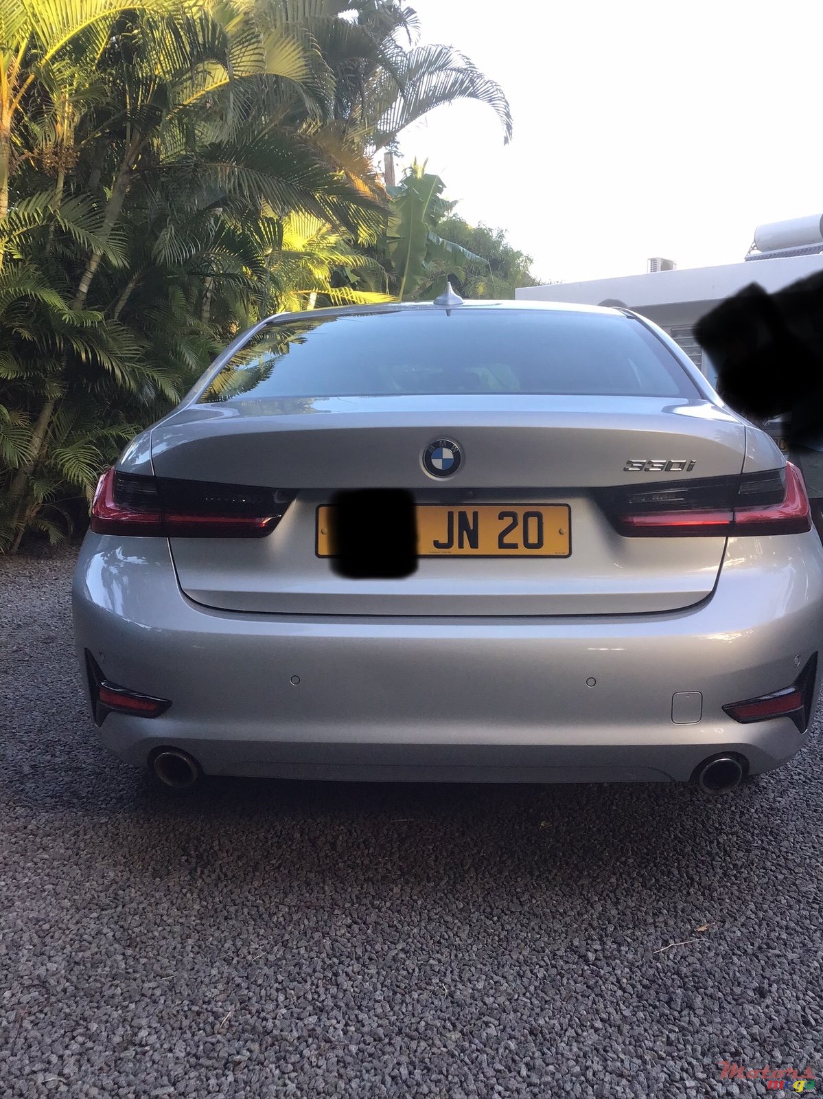 2020' BMW 330 photo #4