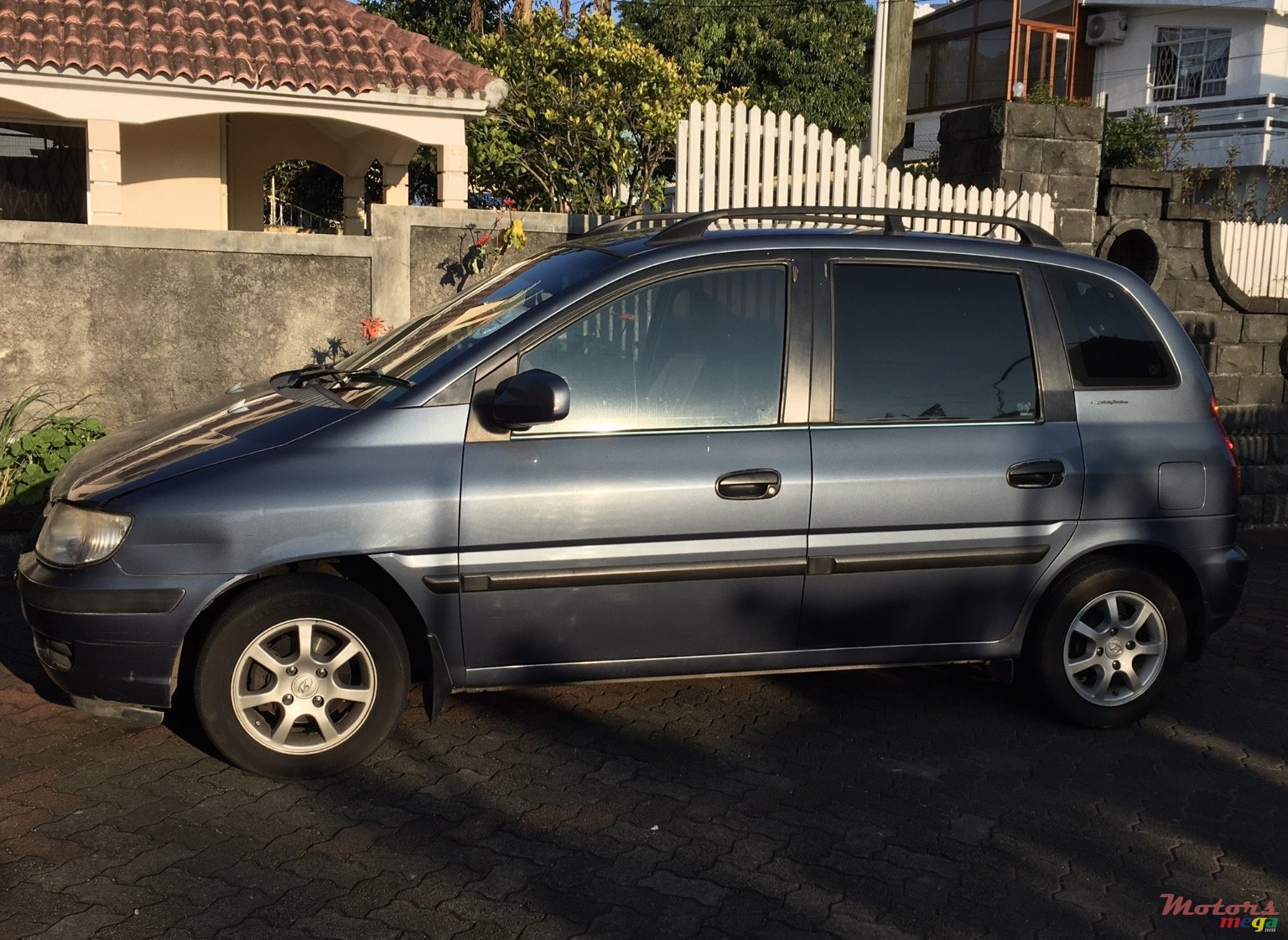 2005' Hyundai Matrix photo #1