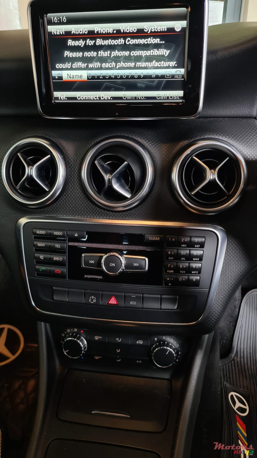 2013' Mercedes-Benz A 180 photo #7