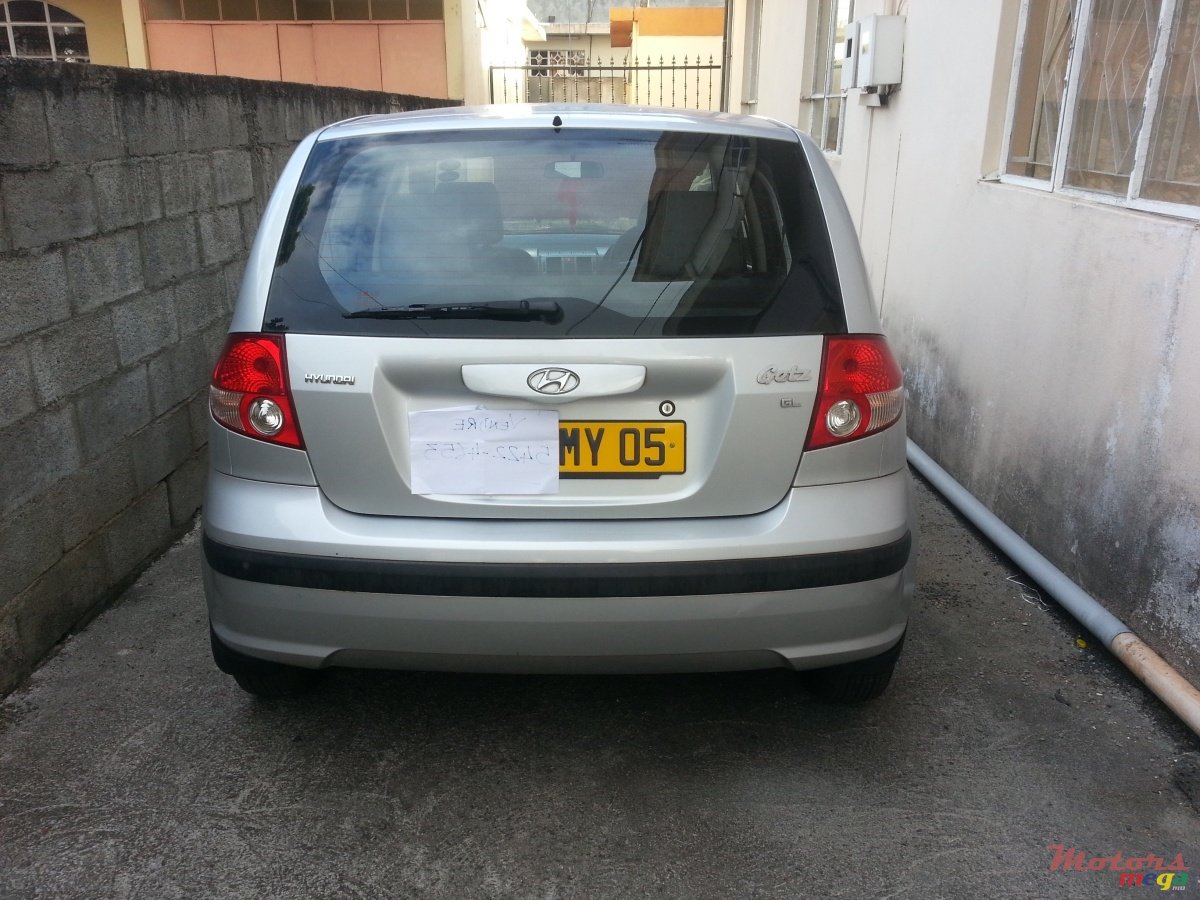 2005' Hyundai photo #3