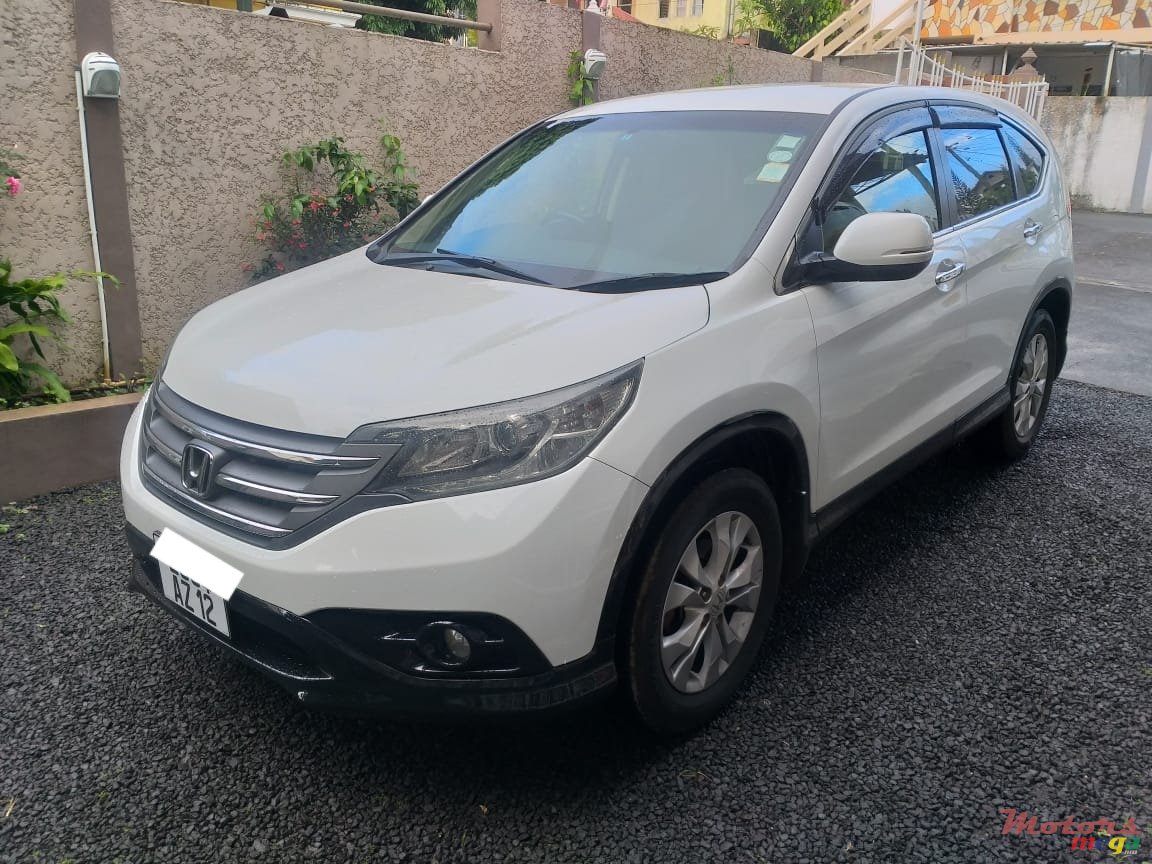 2012' Honda CR-V photo #3