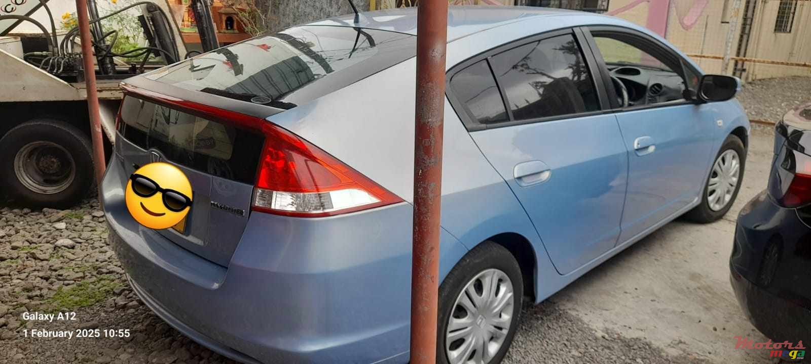 2010' Honda Insight photo #6