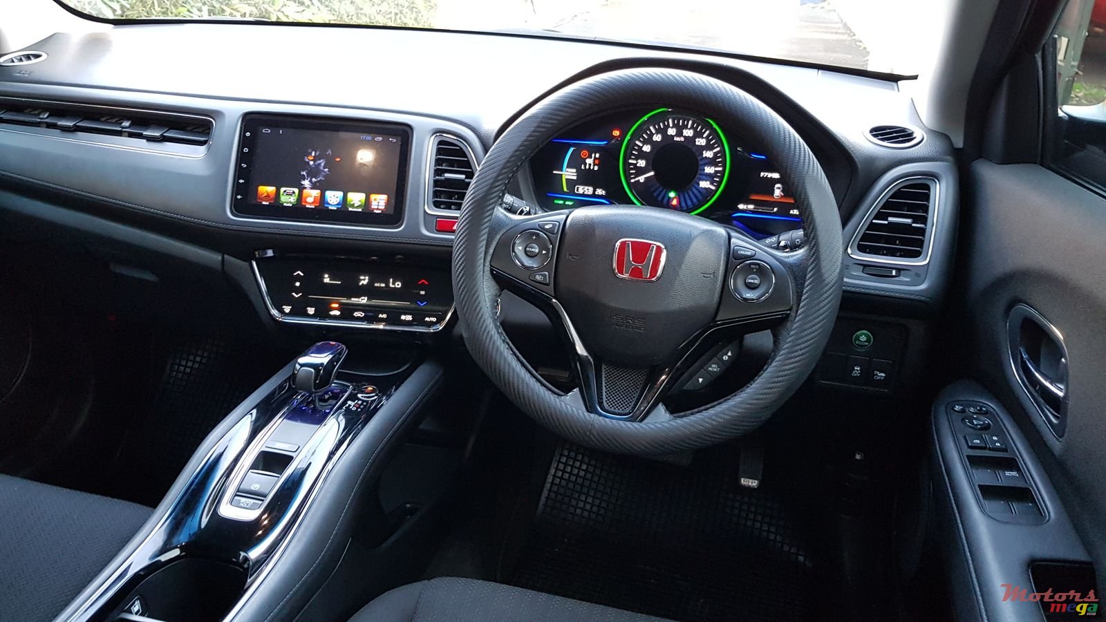 2014' Honda Vezzel automatic photo #4