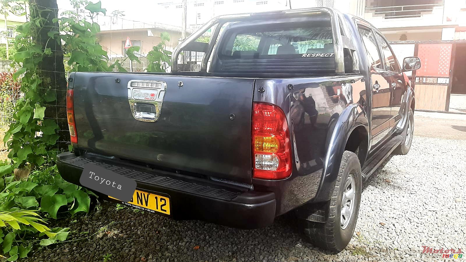 2012' Toyota Hilux any photo #3