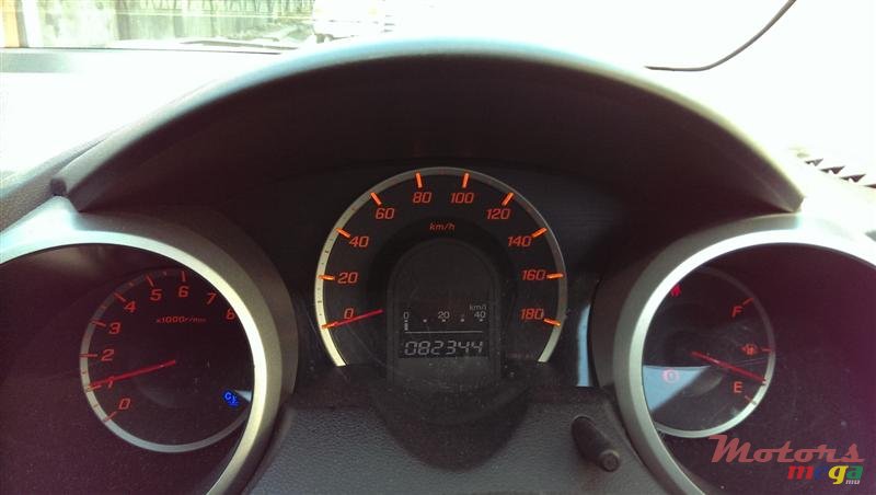 2008' Honda Fit photo #2