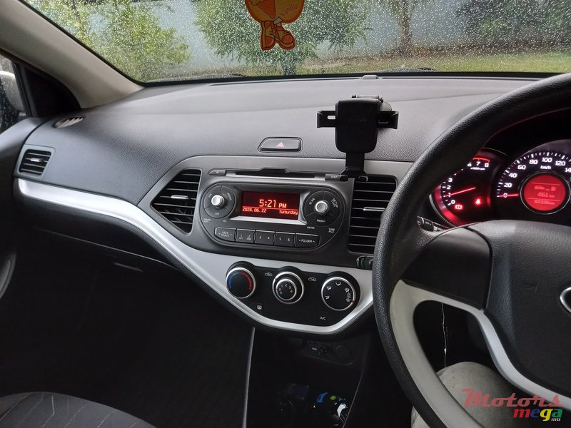 2015' Kia Picanto Manual photo #3