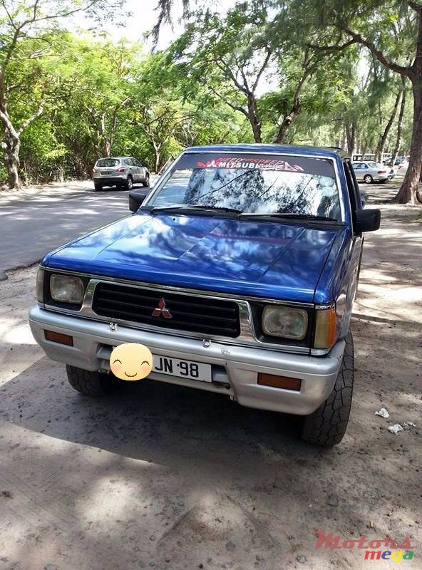 1998' Mitsubishi L 200 photo #2