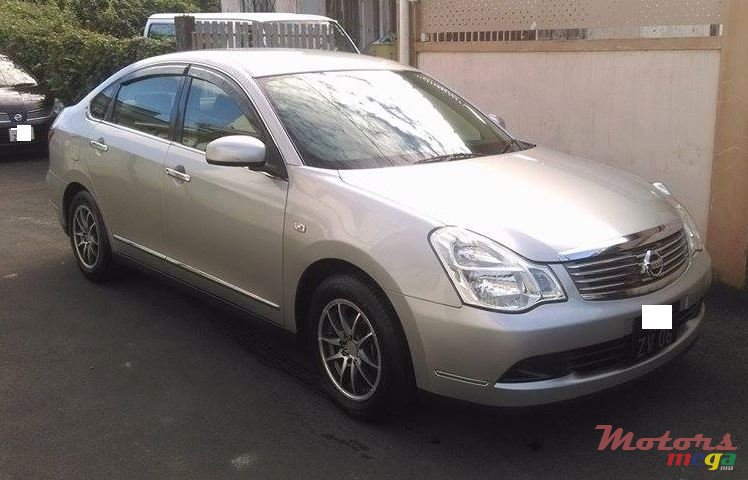 2006' Nissan Bluebird Sylphy photo #1