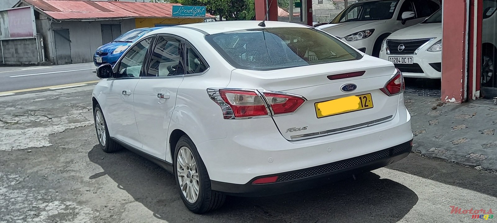 2012' Ford Focus photo #4