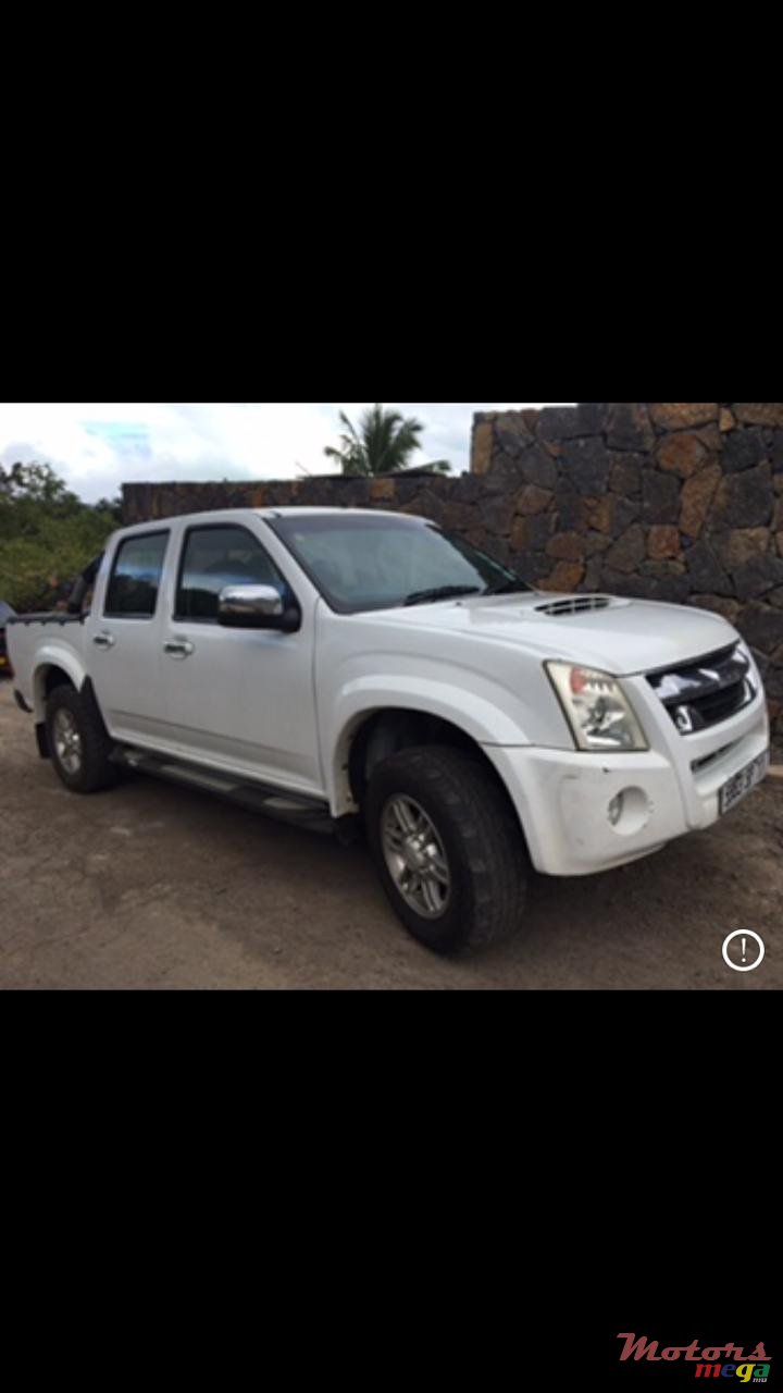 2011' Isuzu KB Series photo #1