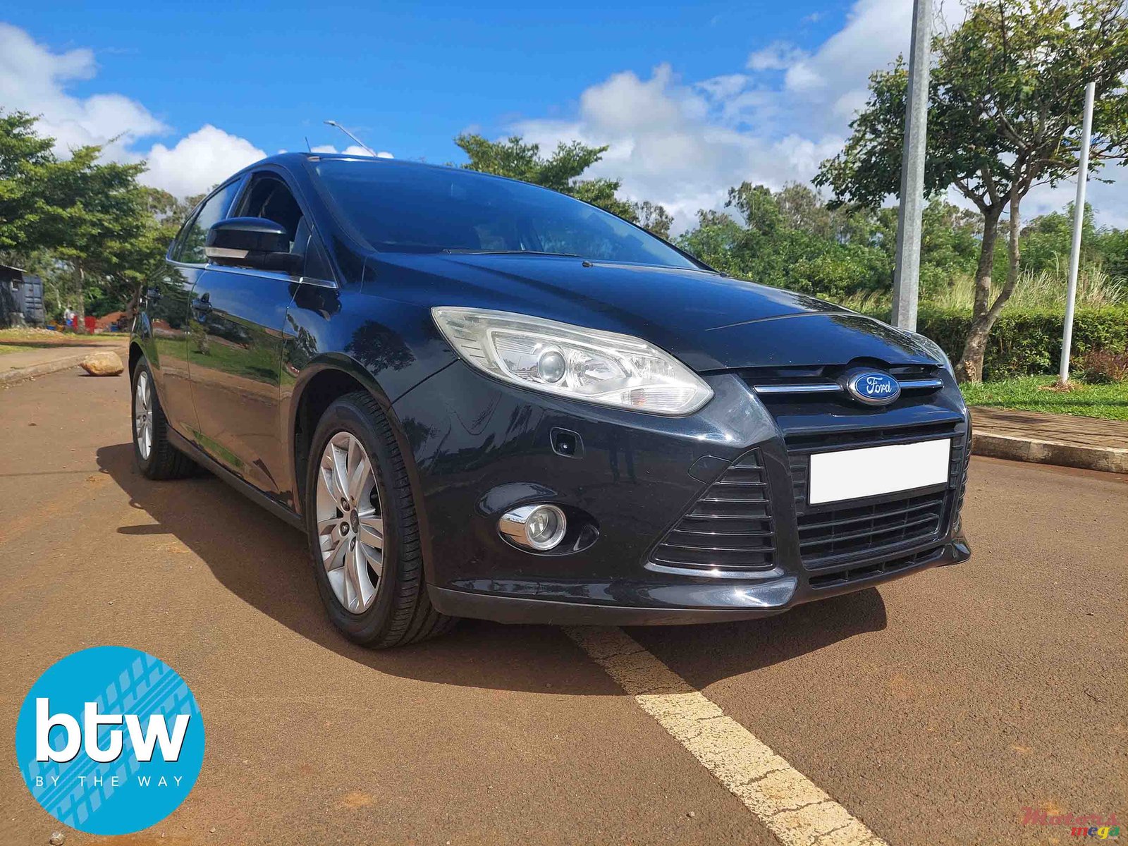 2014' Ford Focus photo #1