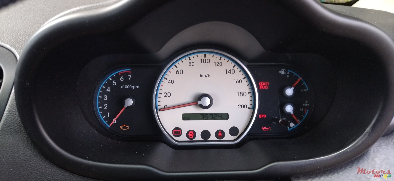 2010' Hyundai i10 photo #5