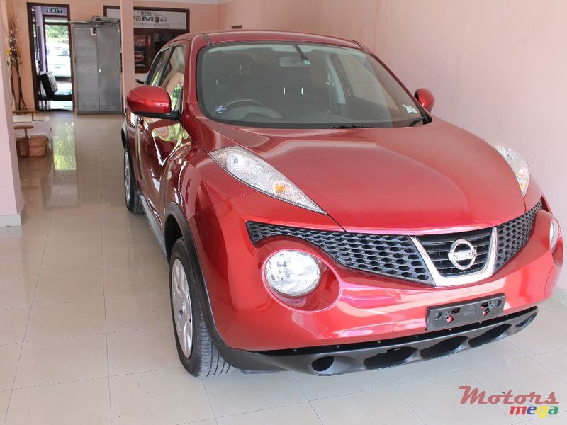 2010' Nissan Juke photo #1