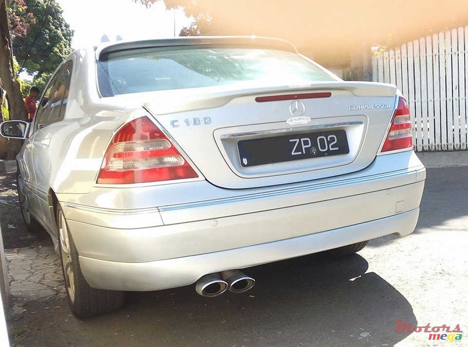 2002' Mercedes-Benz photo #4