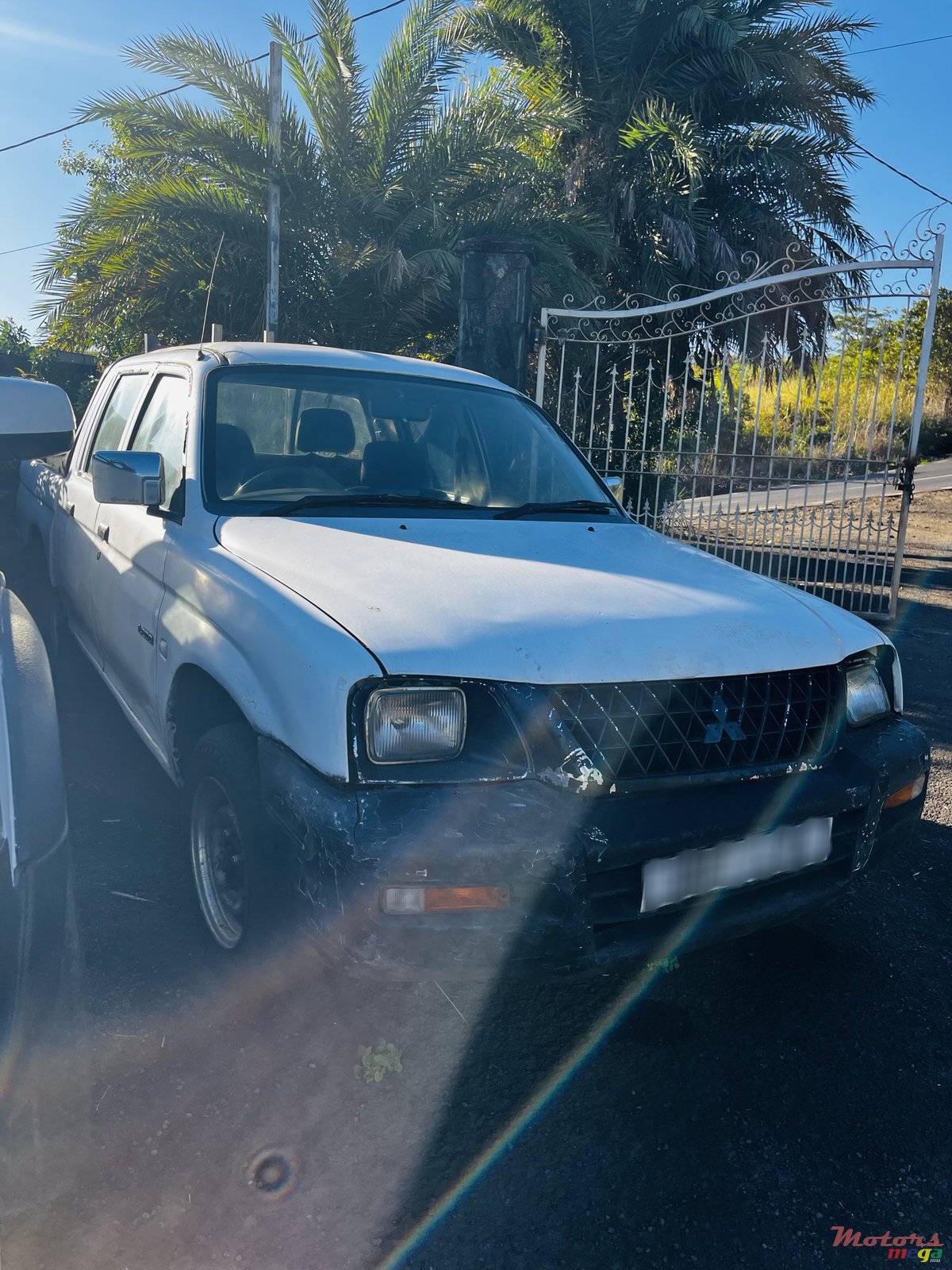 2004' Mitsubishi L200 photo #4