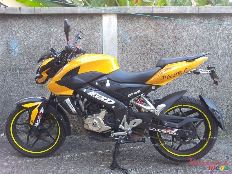 2013' Bajaj pulsar 200 ns photo #2